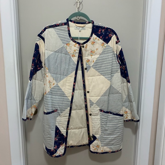 Madewell Jackets & Blazers - NWT Madewell Floral Patchwork Cocoon Quilted Jacket